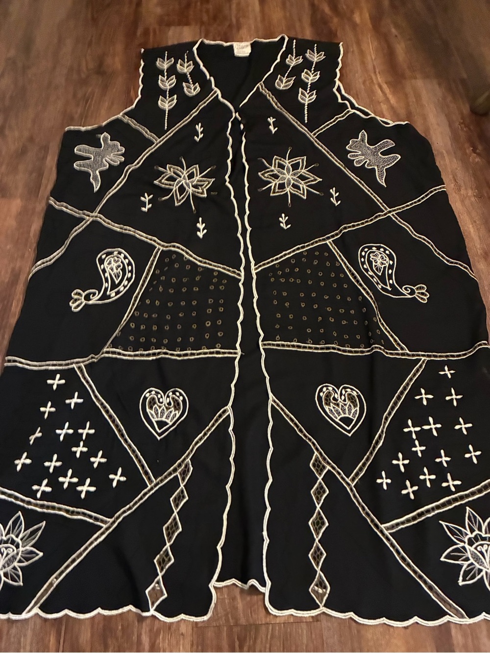 Midnight Velvet Black Embroidered Open-Front Cardigan with Cream Stitching 3X